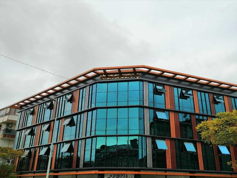 Plus Park Suite & Hotel — exterior view