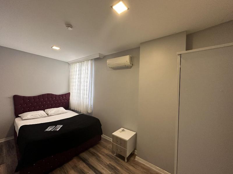 Plus Park Suite & Hotel image