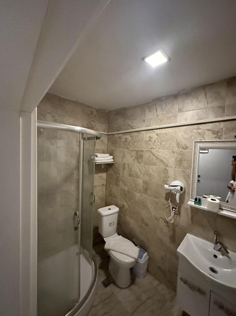 Plus Park Suite & Hotel image