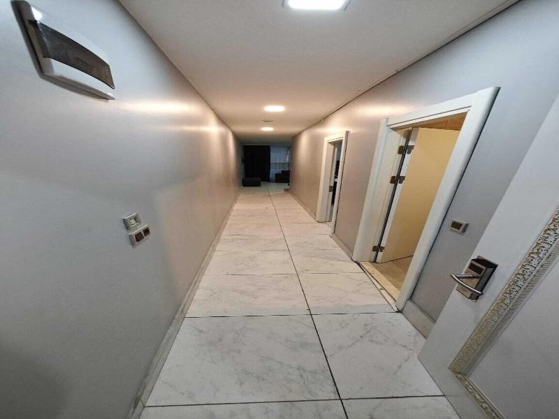 Plus Park Suite & Hotel image
