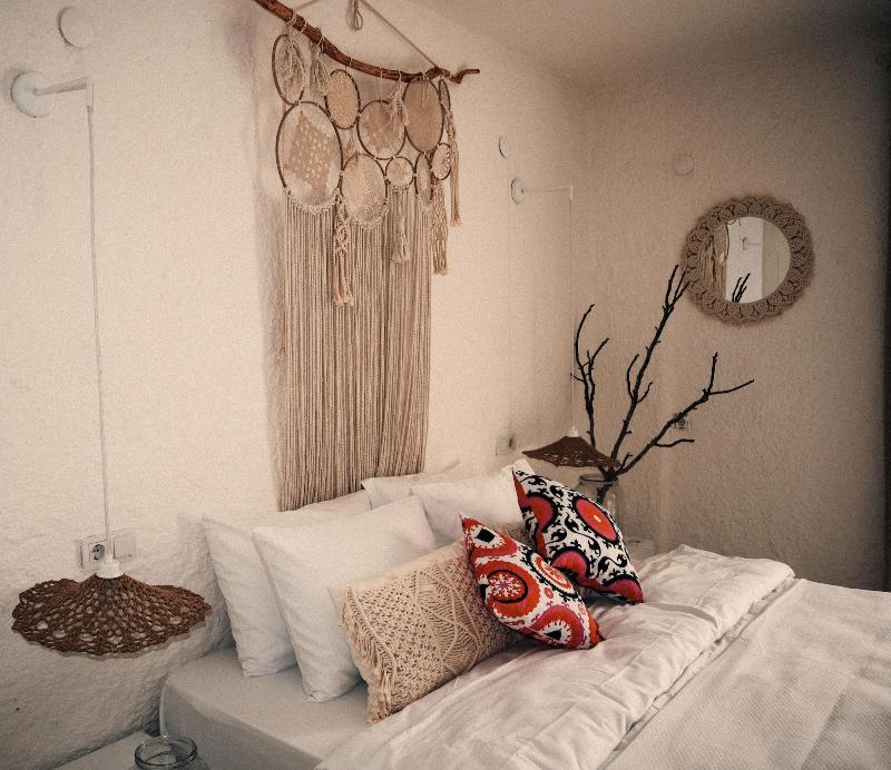 Bedroom Hotel Alacati - Adults Only image
