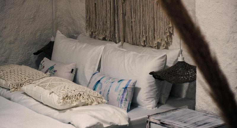 Bedroom Hotel Alacati - Adults Only image
