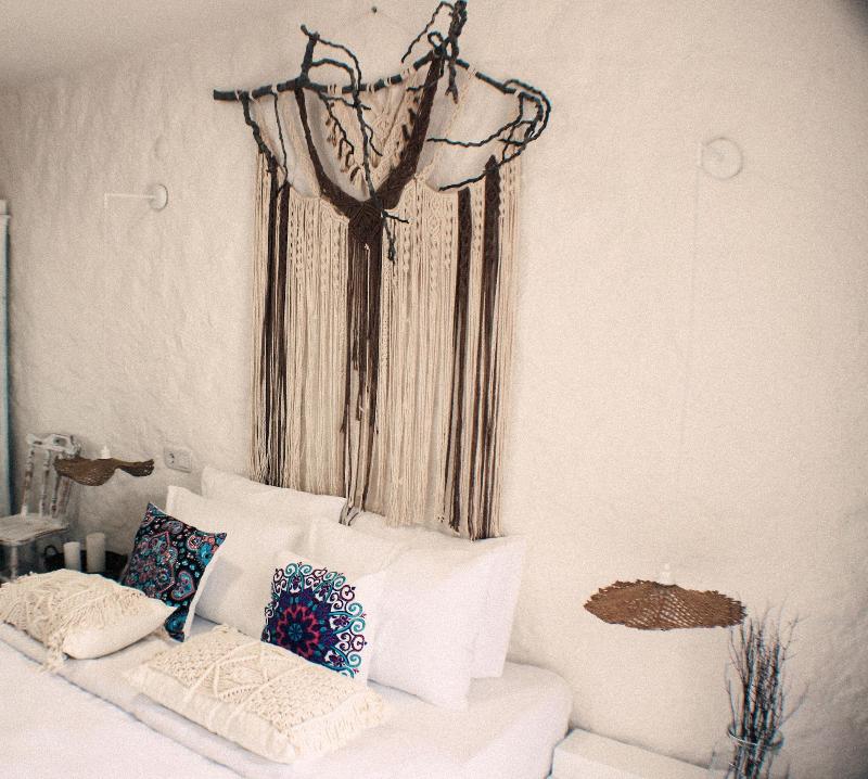 Bedroom Hotel Alacati - Adults Only image
