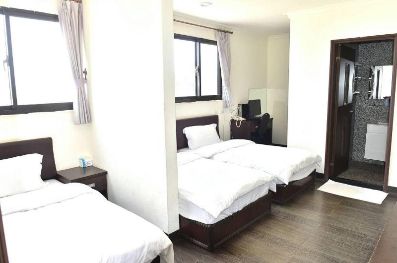 Lotus Garden Homestay image