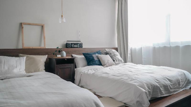 How Chill Inn image