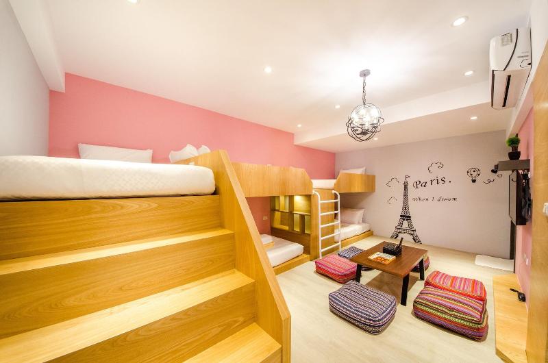 Anich Fashion Inn image