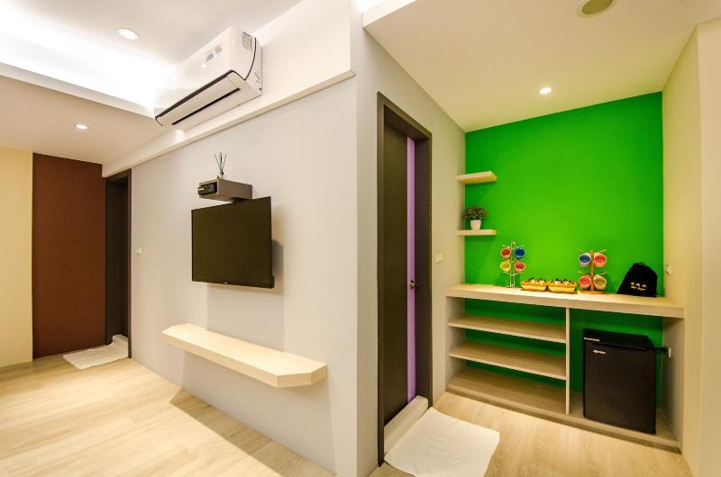 Anich Fashion Inn image