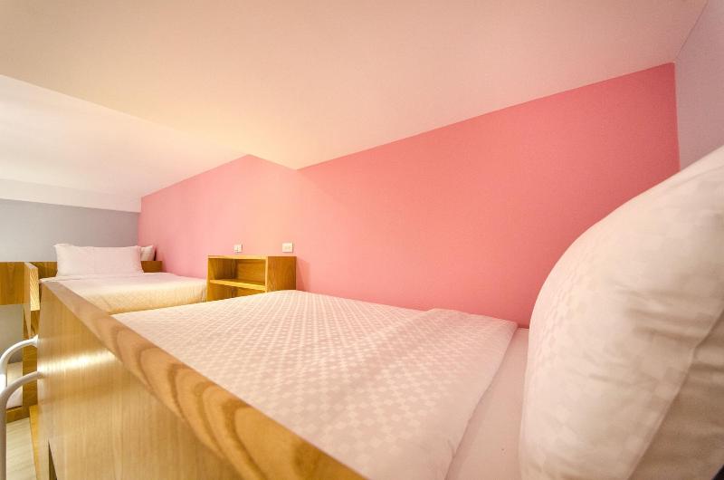Anich Fashion Inn image