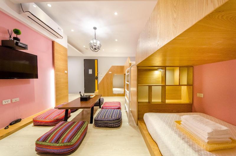 Anich Fashion Inn image
