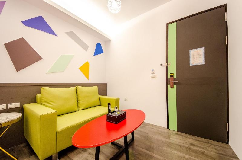 Anich Fashion Inn image