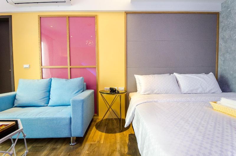 Anich Fashion Inn image