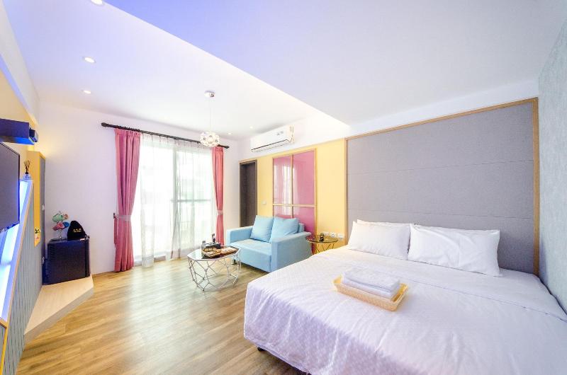 Anich Fashion Inn image