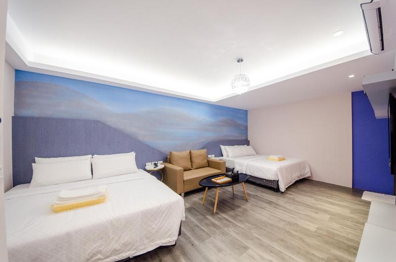 Anich Fashion Inn image