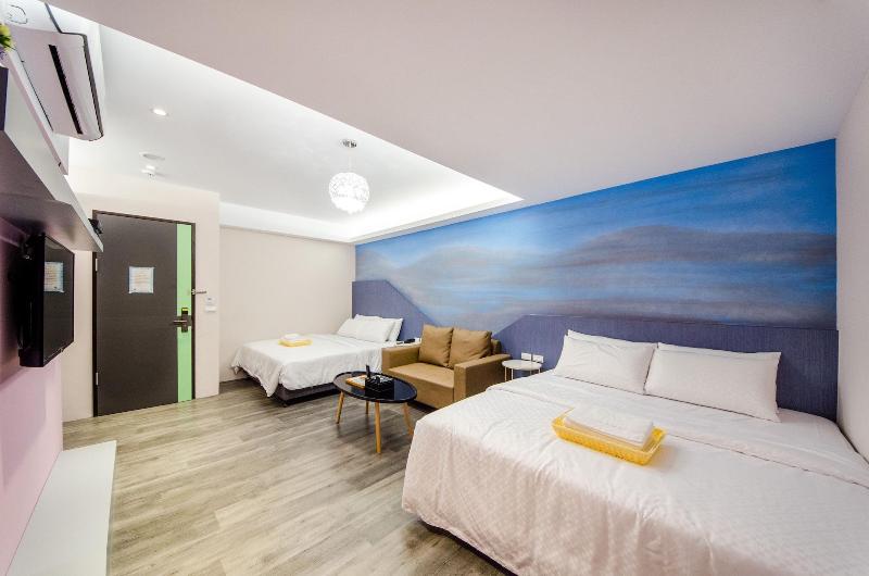 Anich Fashion Inn image