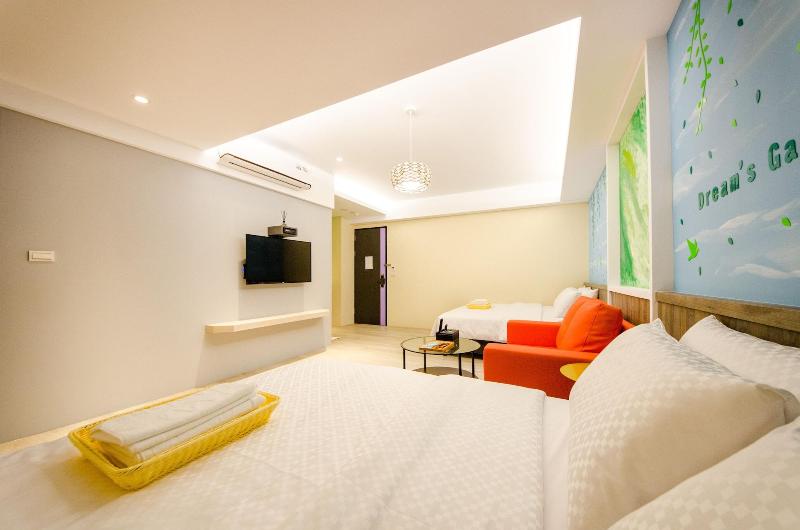 Anich Fashion Inn image