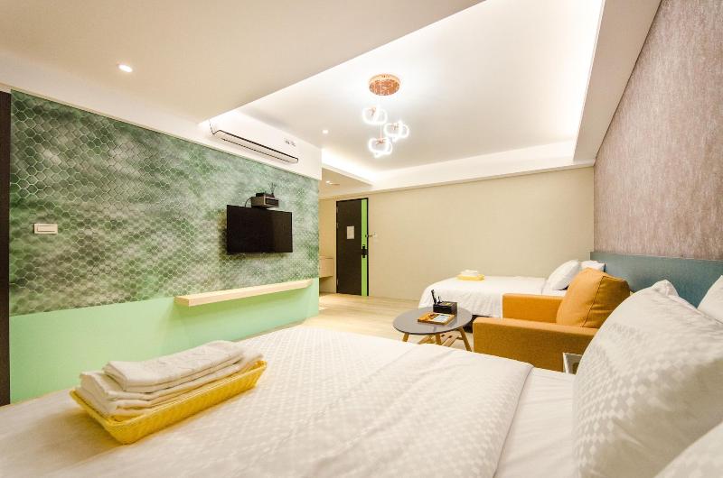 Anich Fashion Inn image