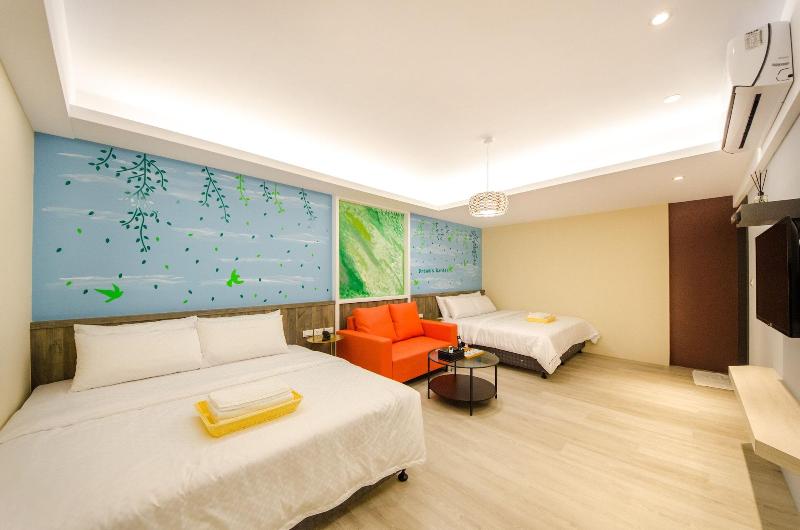 Anich Fashion Inn image