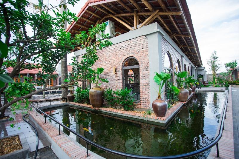 Tam Coc Banana Bungalow image