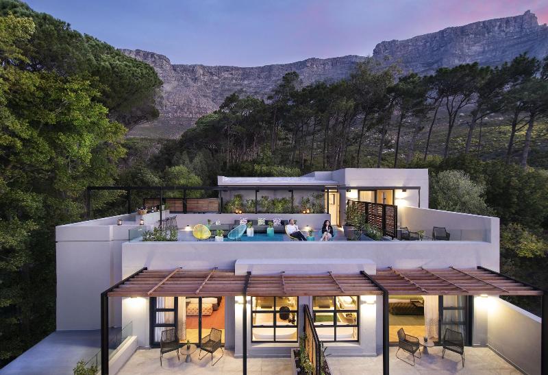 Camissa House image