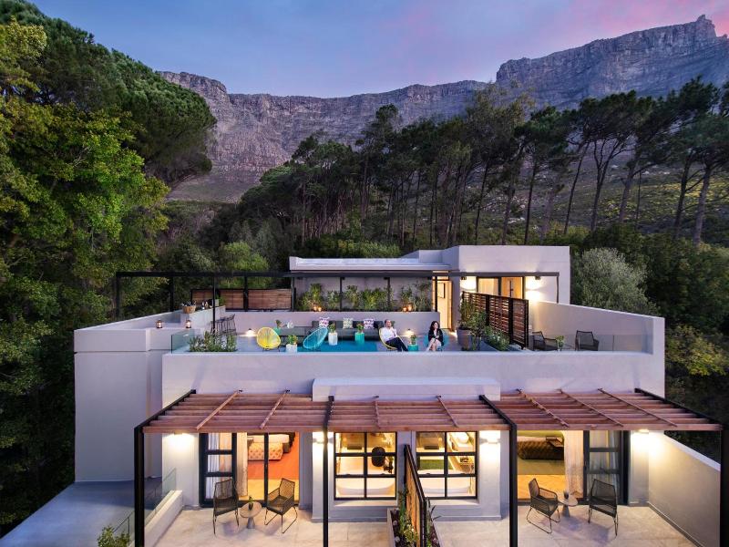Camissa House image