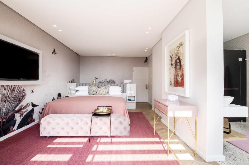 Camissa House image