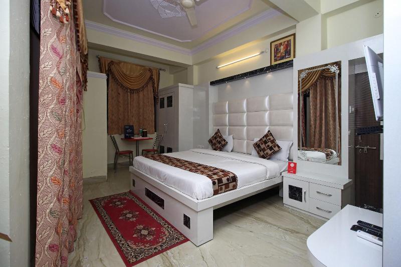 4816 Hotel Ganpati Plaza image