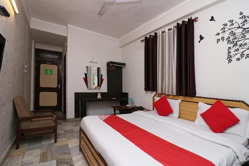 OYO 3395 Hotel Arjun image