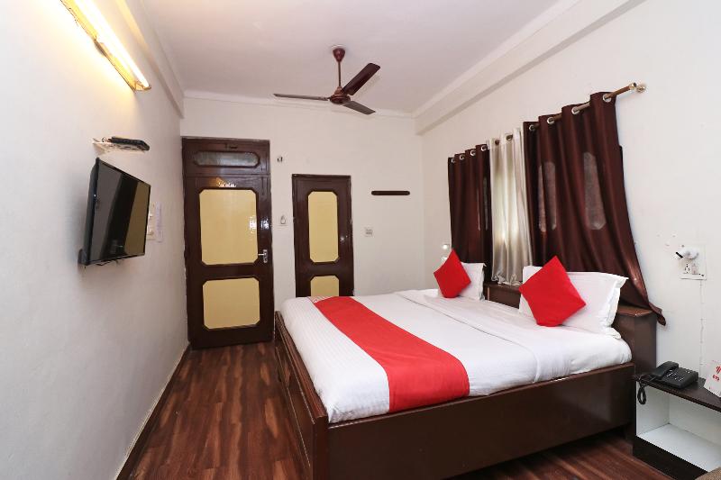 OYO 3395 Hotel Arjun image