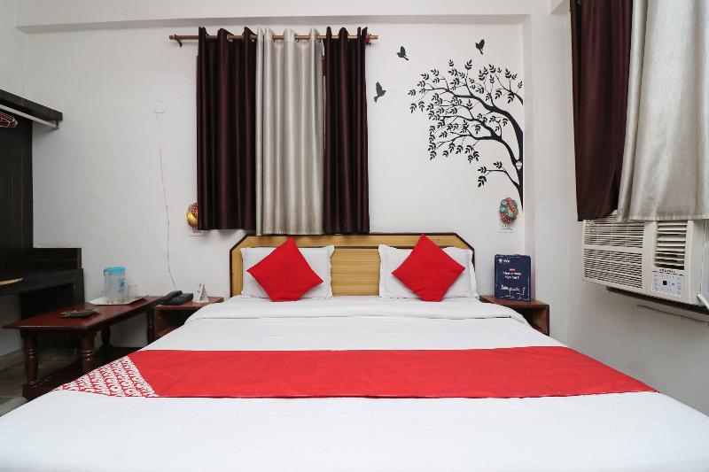 OYO 3395 Hotel Arjun image