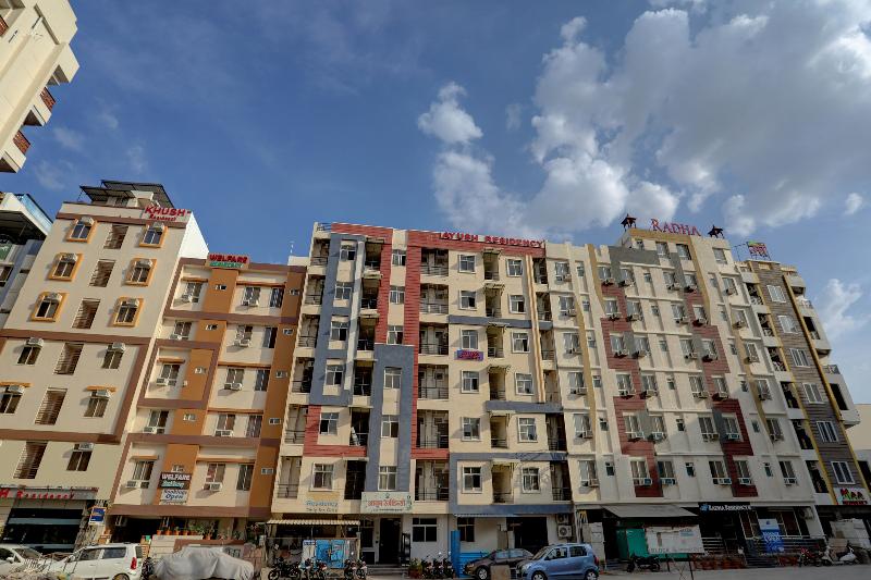 OYO 40863 Hotel Landmark Central — main photo