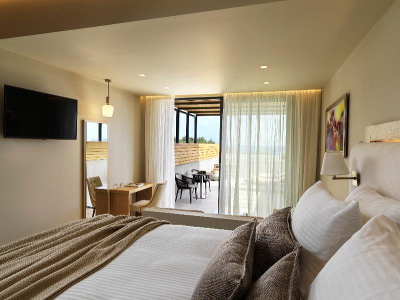 Celestial All Suites image