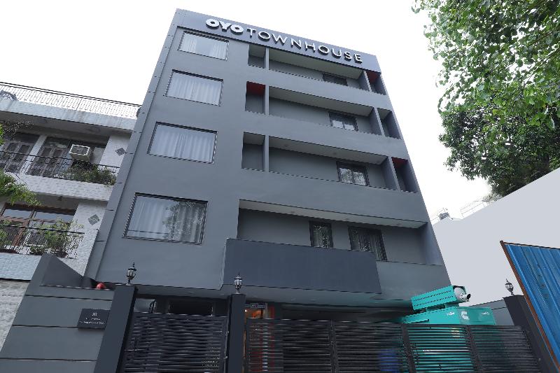 OYO Townhouse 118 Gagan Vihar