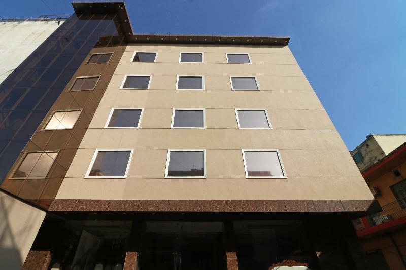 Capital O 11690 M Suites — main photo