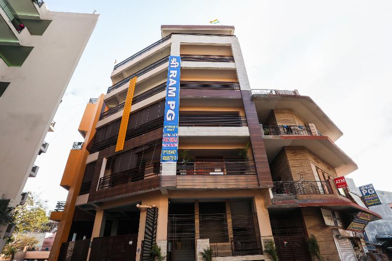 OYO 70089 Shivaay Residency