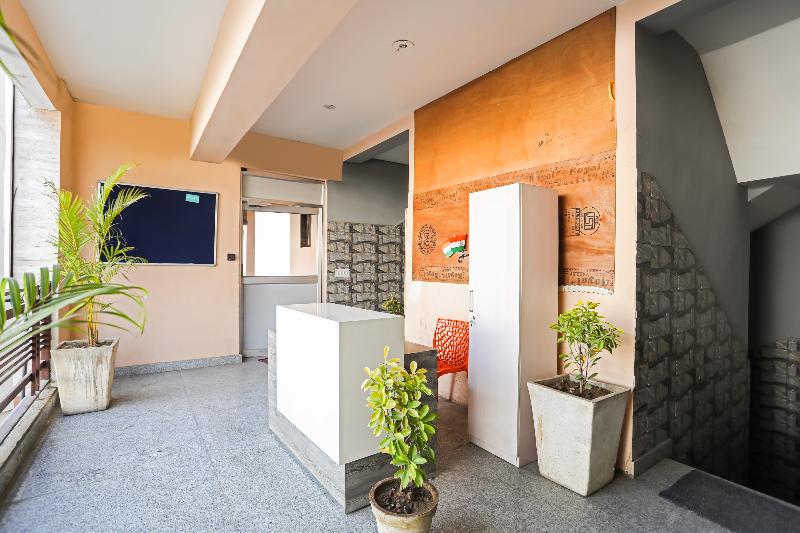 OYO 70089 Shivaay Residency
