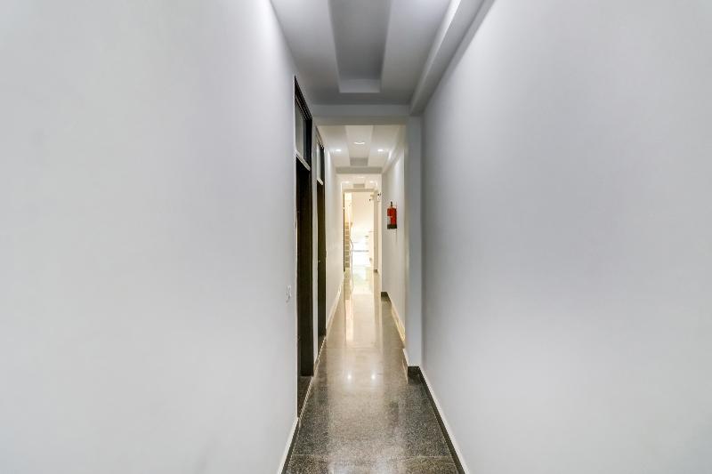 Collection O 82772 Hotel Ay Villa