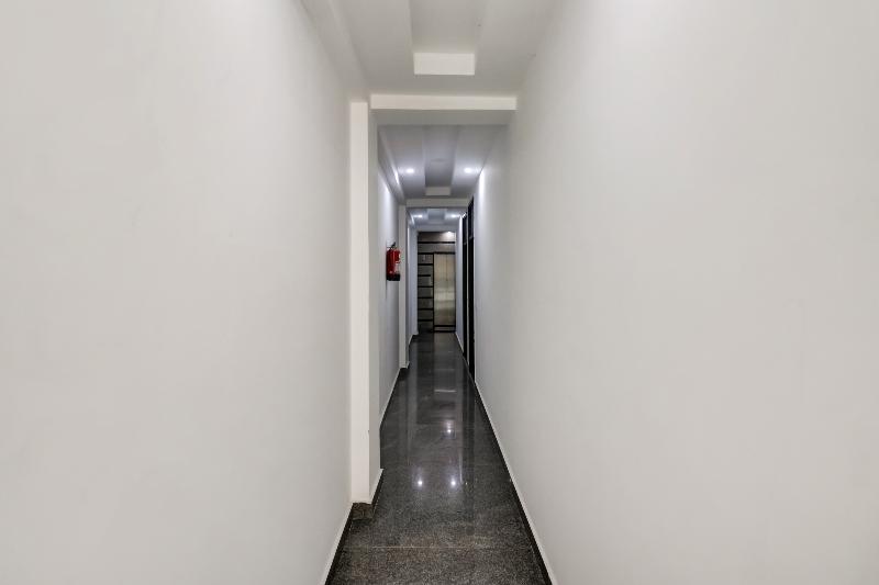 Collection O 82772 Hotel Ay Villa