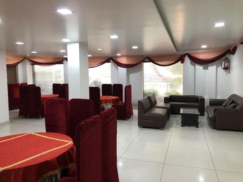 Capital O 6772 Hotel Mukund image