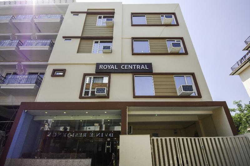 CAPITAL O75964 The Royel Center Hotel