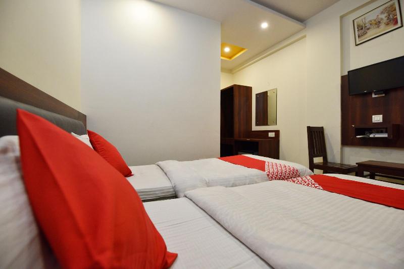3311 Hotel Apple 9 image