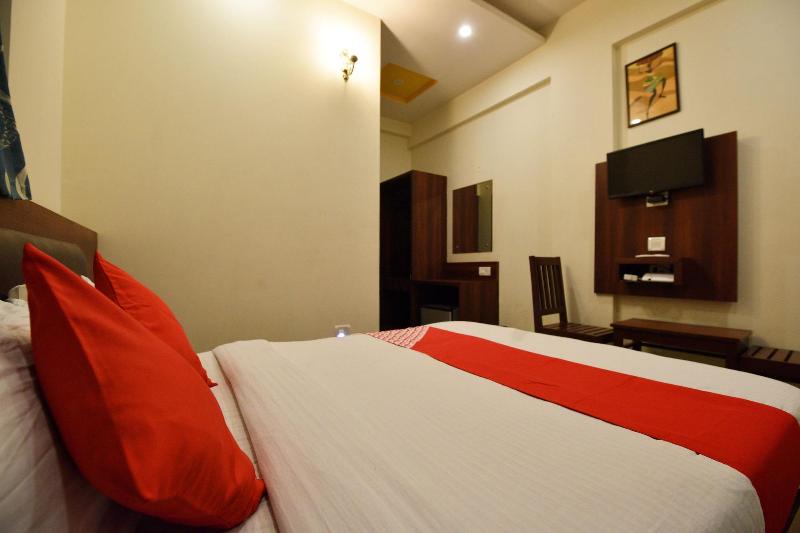 3311 Hotel Apple 9 image
