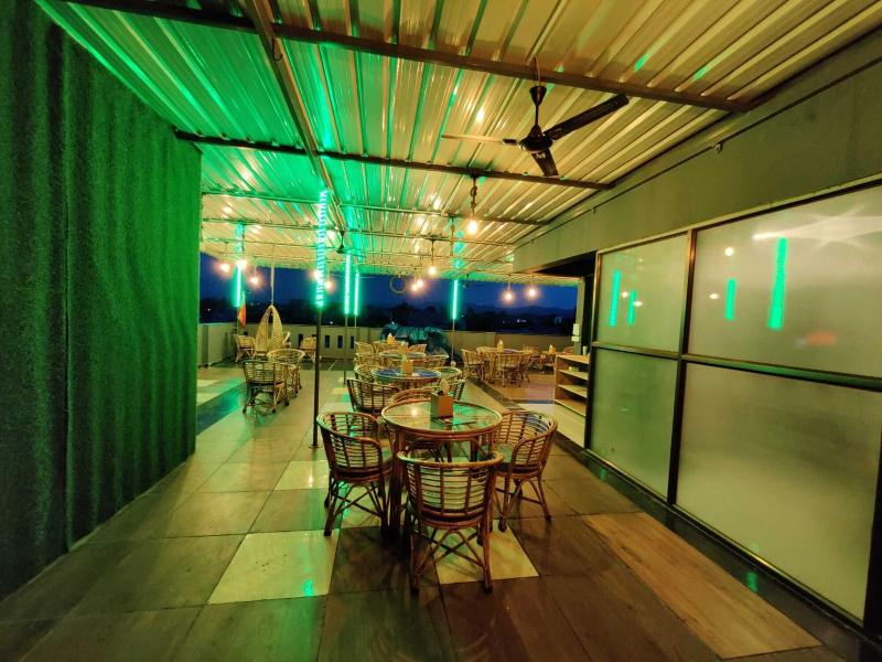 Townhouse 323 Sector 9 Hiran Magri image