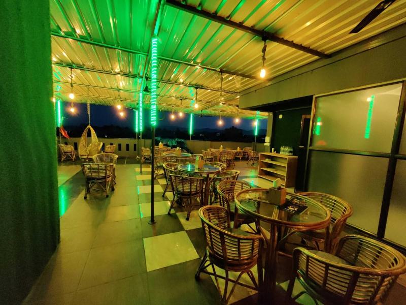 Townhouse 323 Sector 9 Hiran Magri image