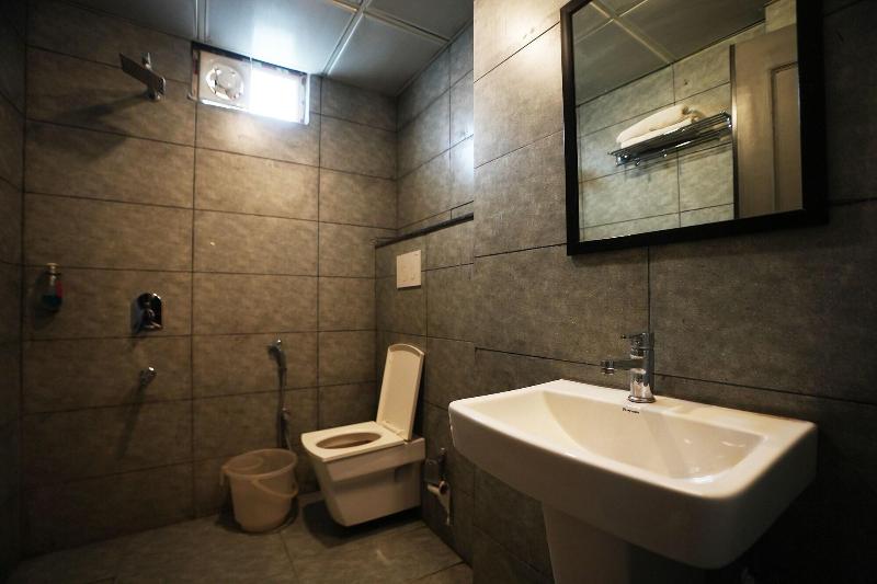 Townhouse 323 Sector 9 Hiran Magri image