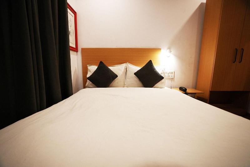 Townhouse 323 Sector 9 Hiran Magri image