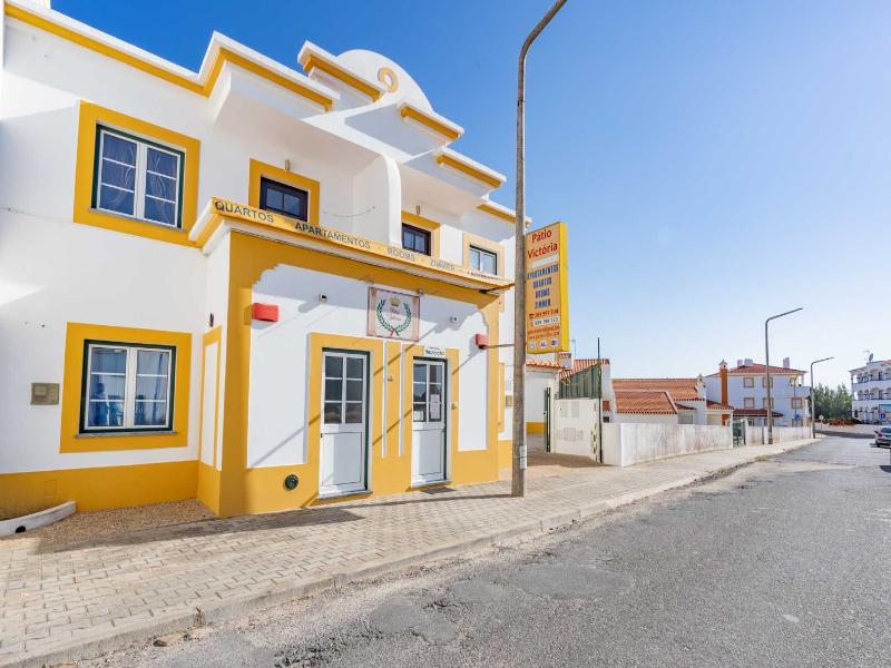 Apartamentos Patio Vitoria By Umbral  image