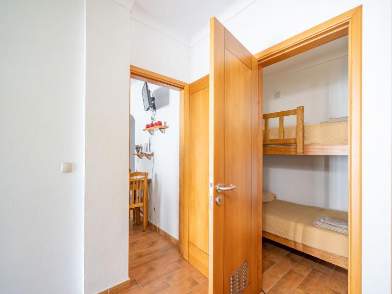 Apartamentos Patio Vitoria By Umbral  image