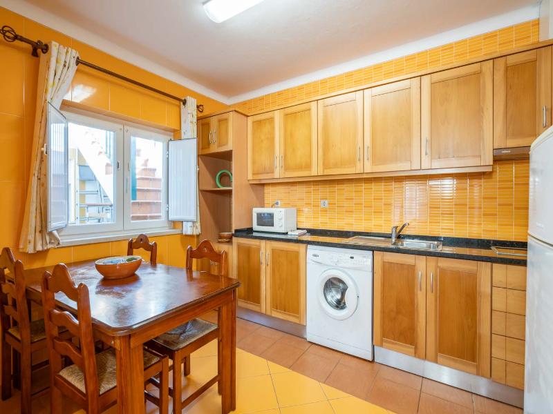 Apartamentos Patio Vitoria By Umbral  image
