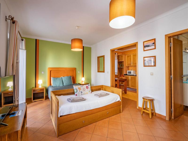 Apartamentos Patio Vitoria By Umbral  image