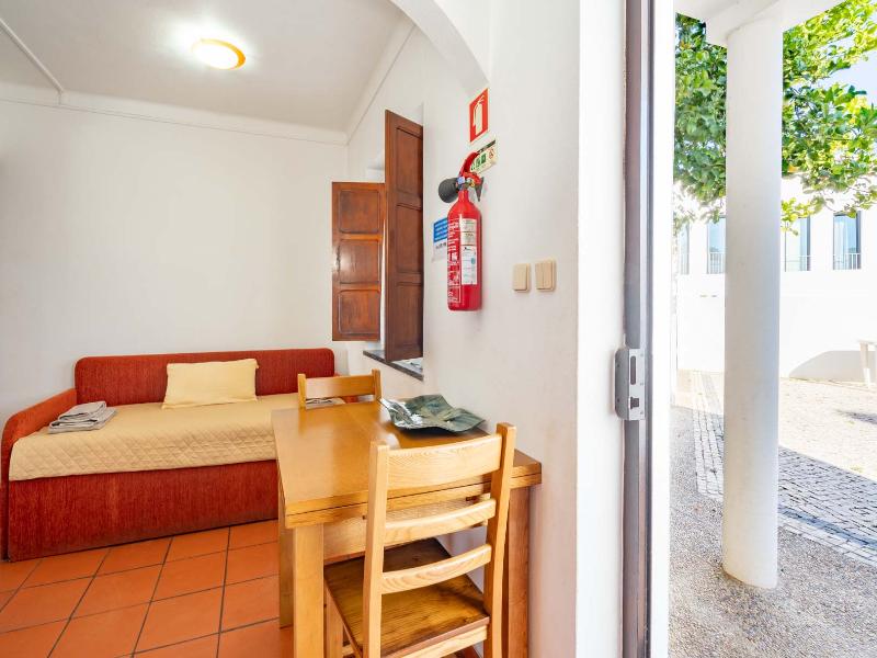 Apartamentos Patio Vitoria By Umbral  image